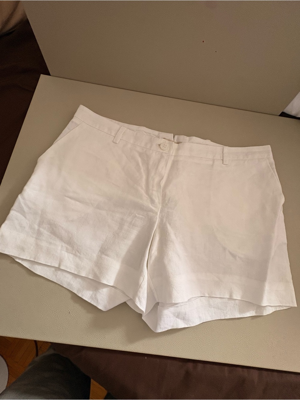 100% Capri White Linen Tailored Shorts Size Large Made in Italy